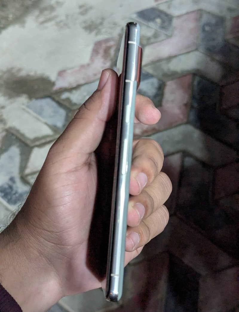 Google Pixel 7 Pro 2