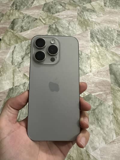 Apple iPhone 15 Pro