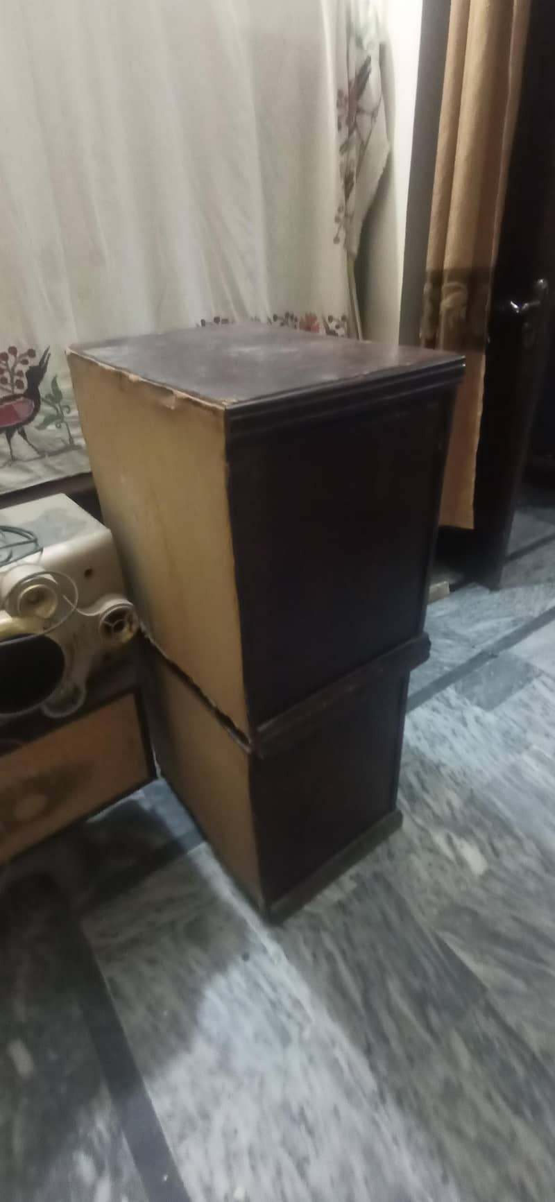 side tables 0