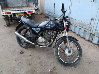 Suzuki GS 150 - 2014 (Self Start)