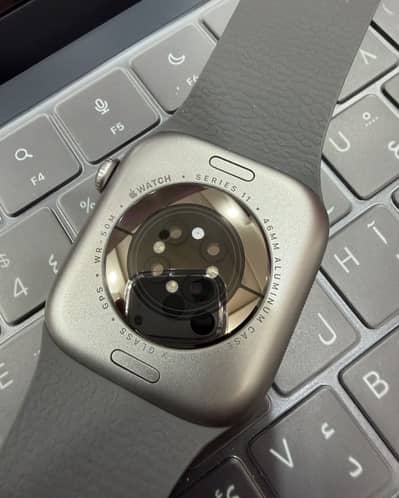 Apple watch series 11 - 46mm