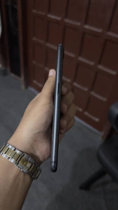 Iphone 7plus pta approved