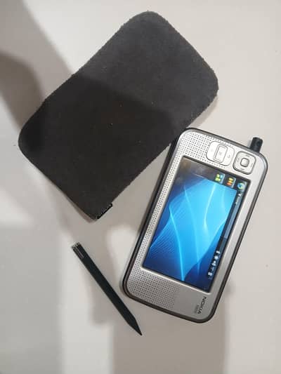 Nokia N800 Internet Tablet (Vintage Nokia Tab)