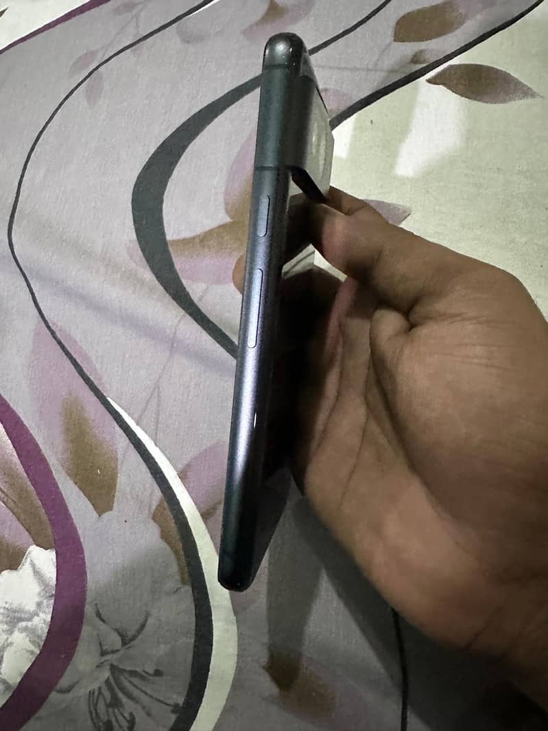 Google Pixel 8 3