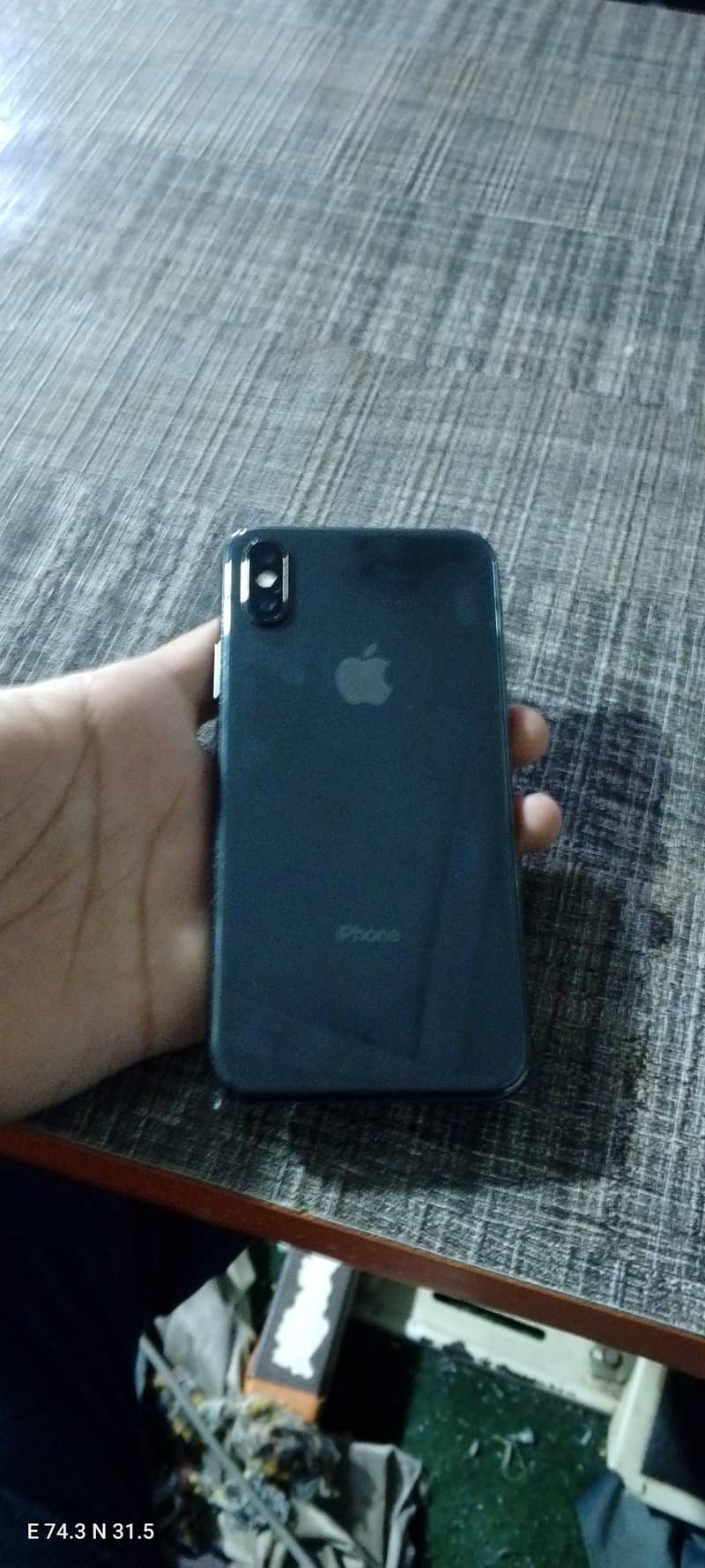 Apple iPhone X 5