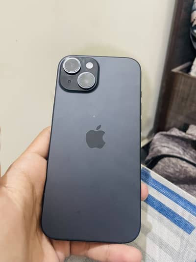 Apple iPhone 15
