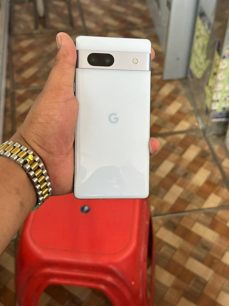 Google Pixel 7a 4