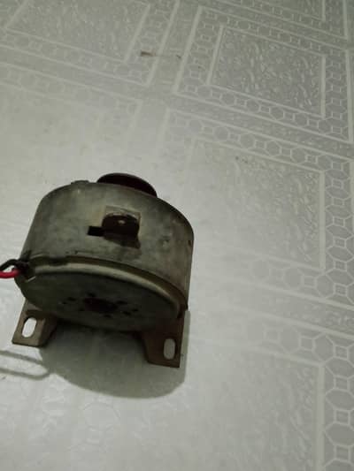 DC motor 12 volt