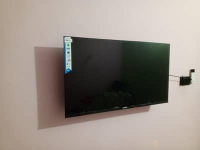 only 5 month used new condition