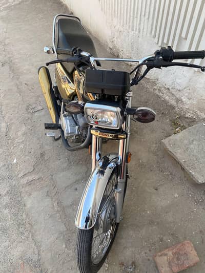Honda CG 125 Golden edition