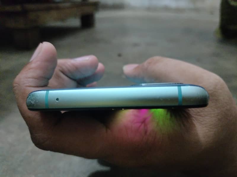 One Plus 8t 4