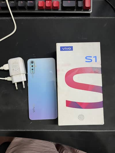 Vivo S1