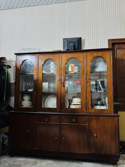 Shocase Pure Wood Old larki Ka Mazboot