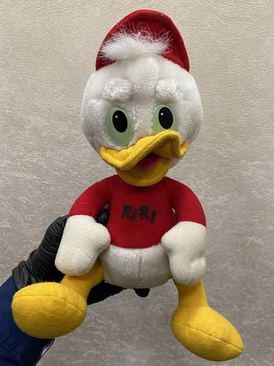 1980's collectible plush toy duck Riri Disneyland