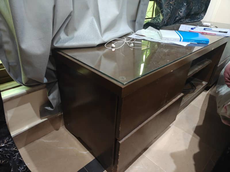 Tv console 3