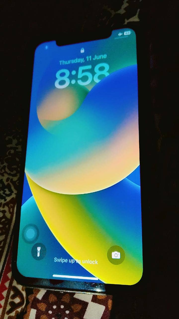Apple iPhone X 4