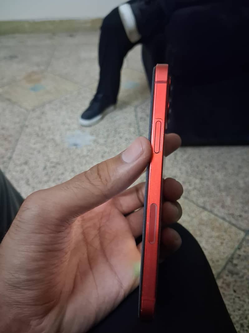Apple iPhone 12 2
