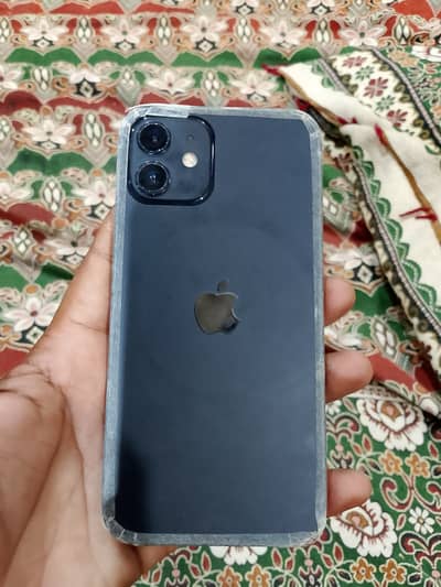 I phone 12 65GB
