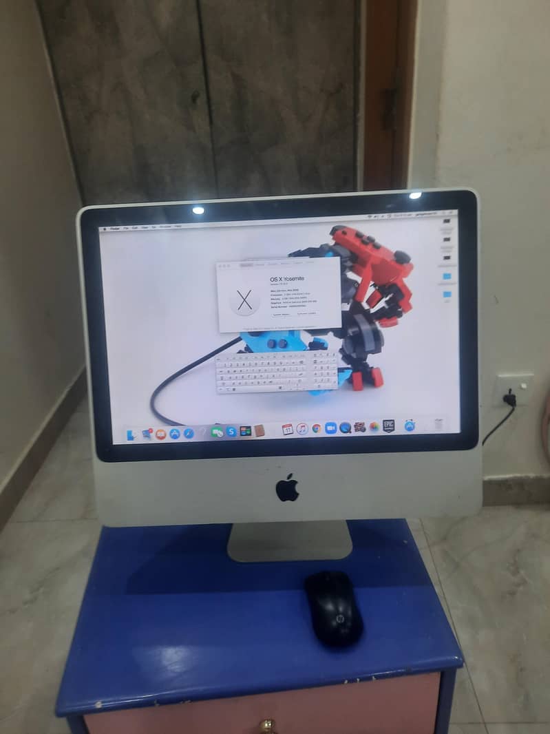 I MAC 2009 MODEL 1