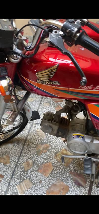 Unteeq pic ha DR ka use ma thi bike 03270951095