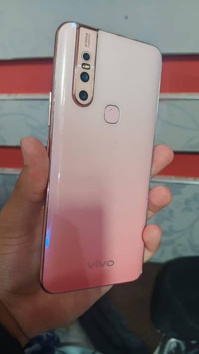 Vivo V15 8 256 pta aprvd