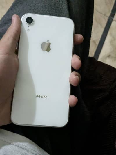 Apple iPhone XR