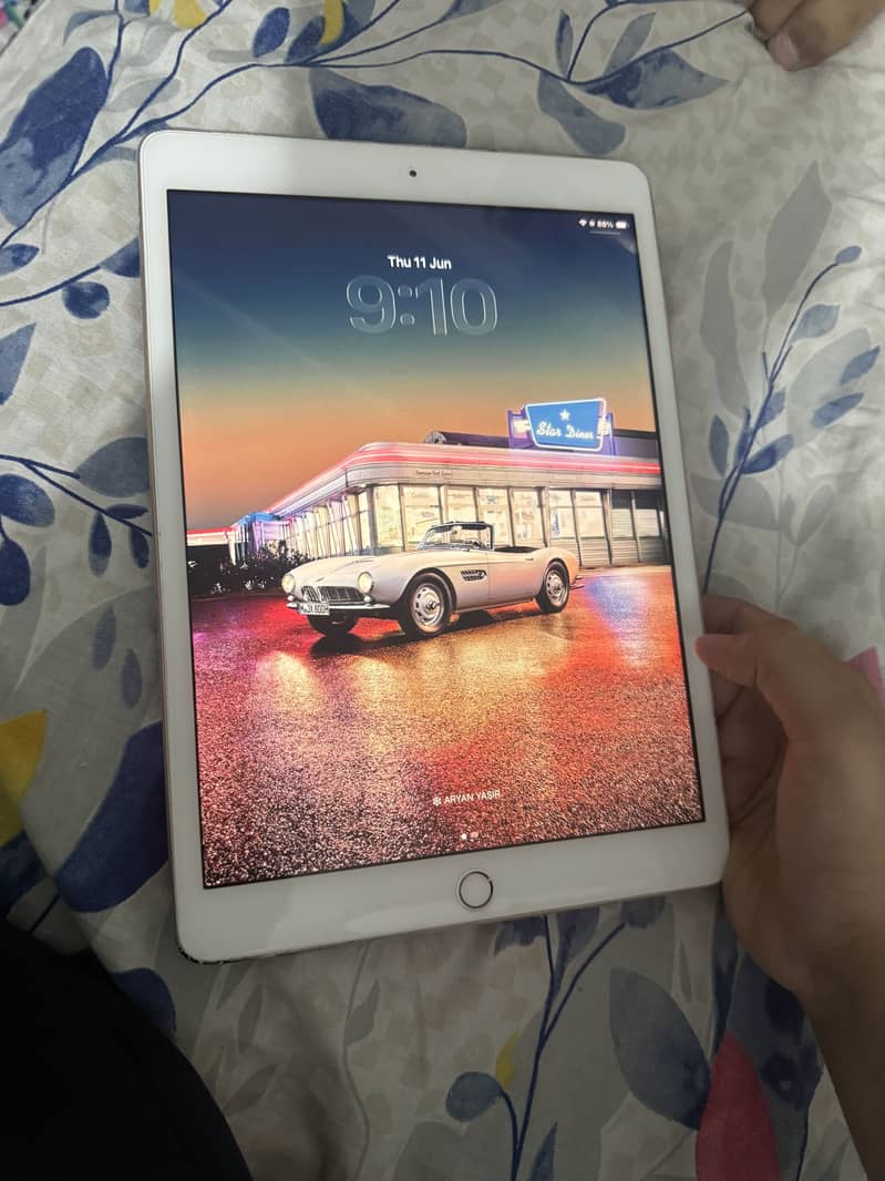 IPAD 8 GENERATION 6