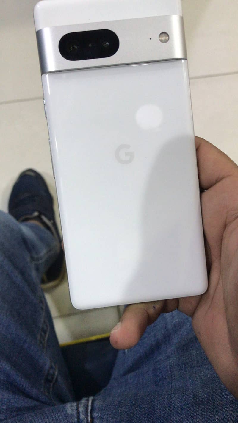 Google Pixel 7 3