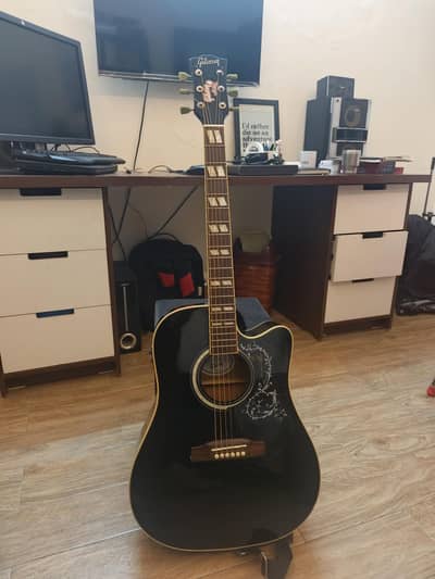 Guitar selling urgent - Gibson Semi Acoustic Guitar