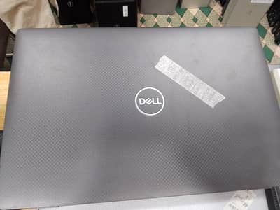 Dell Latitude 7420 - Core i7 11th Gen (32GB RAM / Fast SSD) - Premium