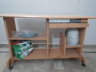 Office Table for Desktop Computers and Laptops