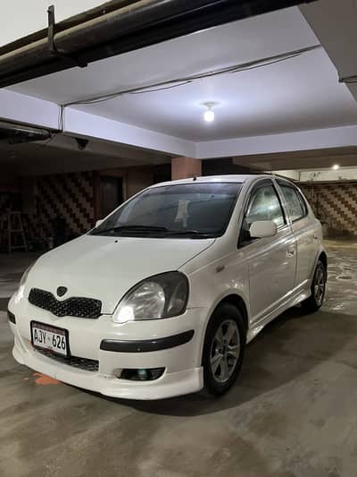 Toyota Vitz 2002