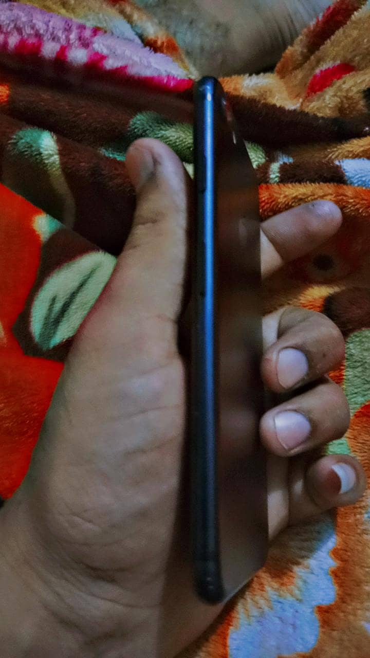 Apple iPhone 7 2