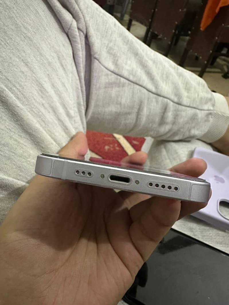 Apple iPhone 14 5