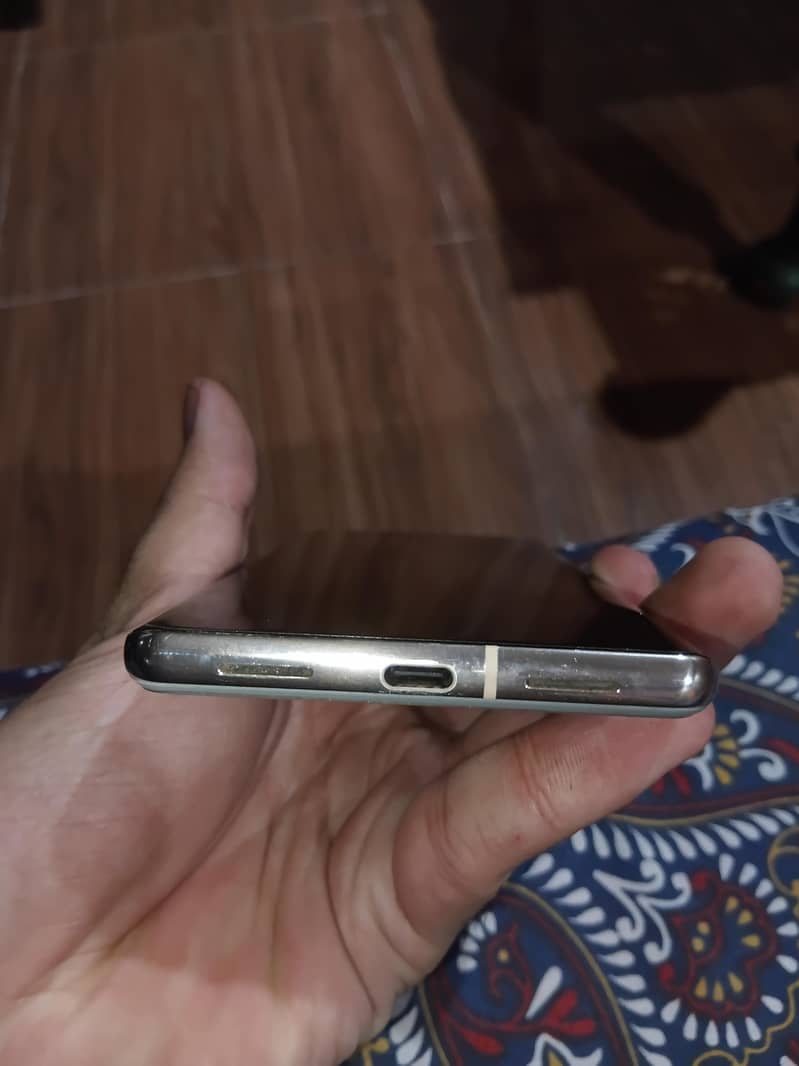 Google Pixel 7 Pro 2