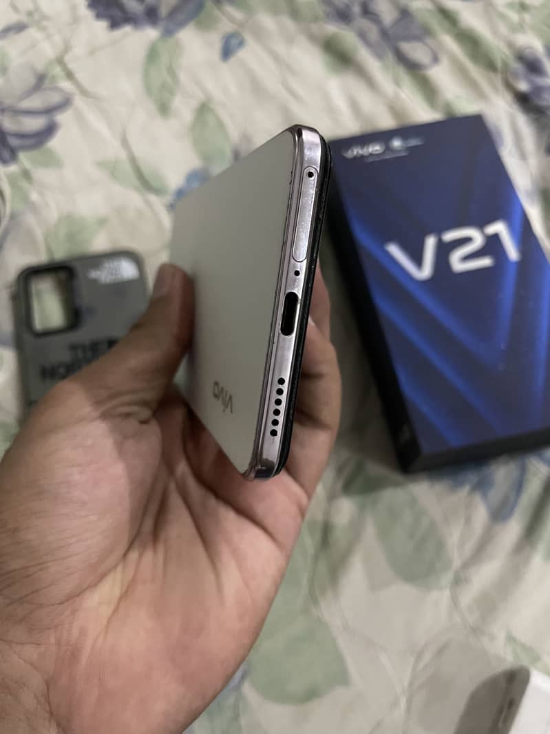 Vivo V21 exchange/sale 4