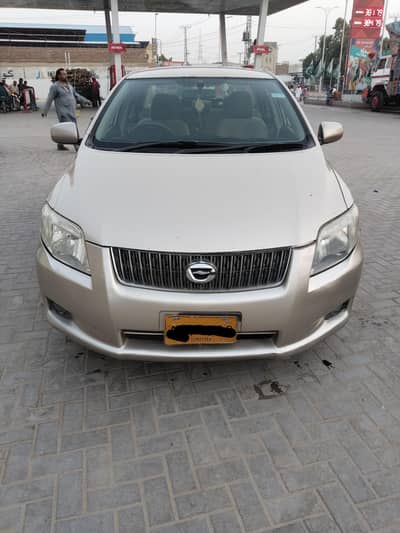 Toyota Corolla Axio 2012