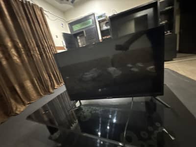 Use tv of model is ecostar