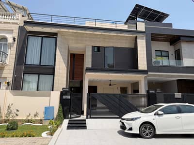 10 MARLA ELEGANT AND FULLY MAINTAINED SUPER HOT LOCATED BUNGALOW IS AVAILABLE IN BANKERS AVENUE BLOCK E, LAHORE.