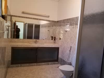 9 Marla upper portion available for Rent in civil defense adjacent to dha phase 1.