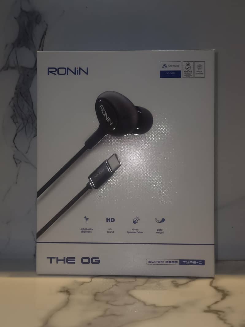 RONIN 0