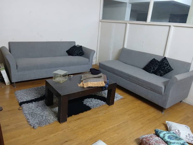 Sofa set 0