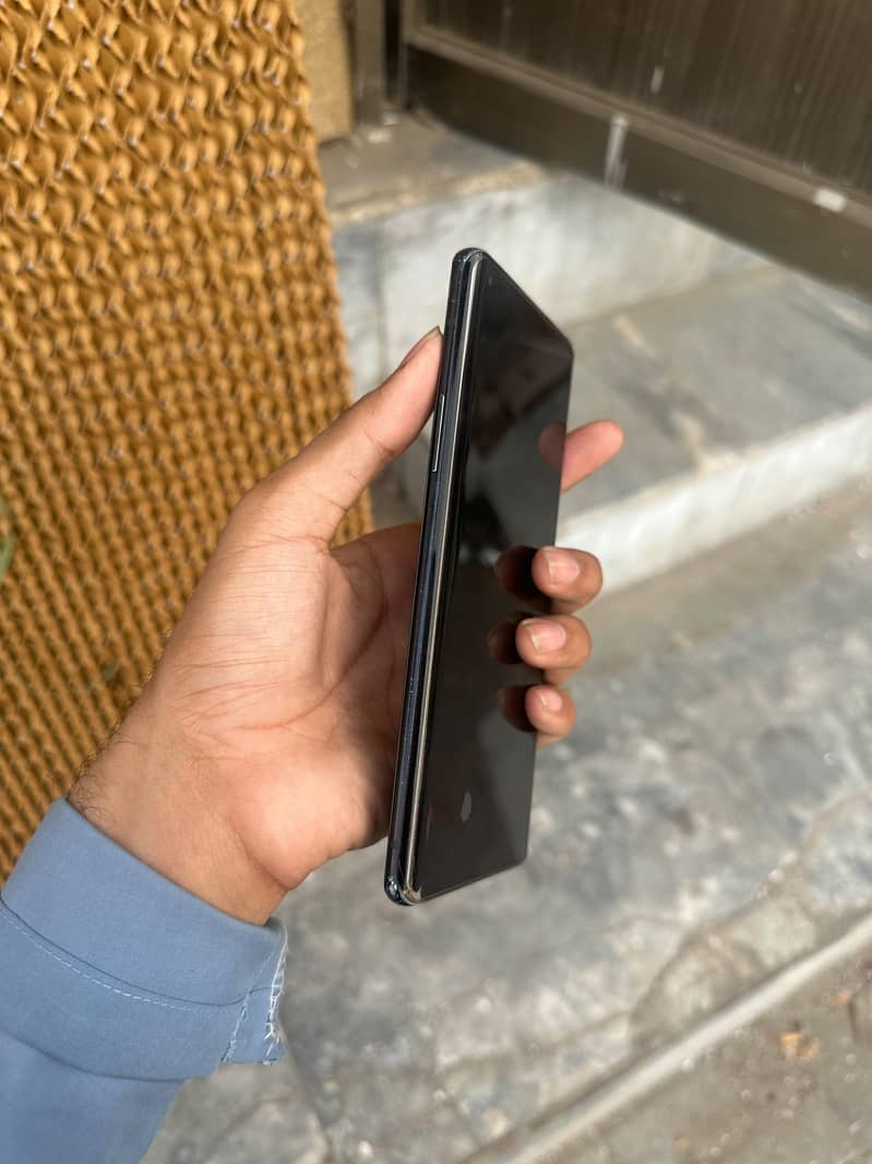 One Plus 8 Pro 3