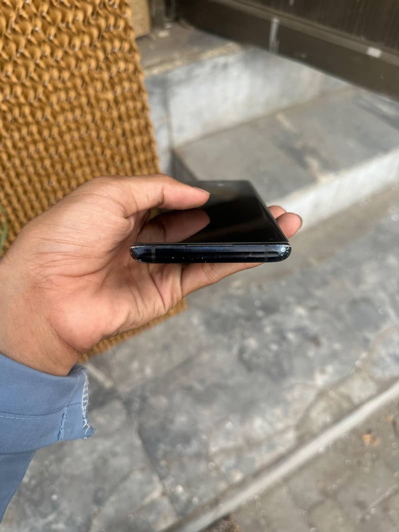 One Plus 8 Pro 4