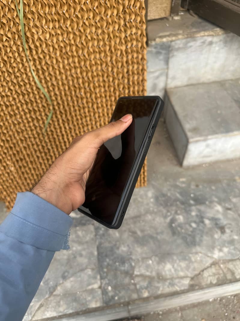 One Plus 8 Pro 7