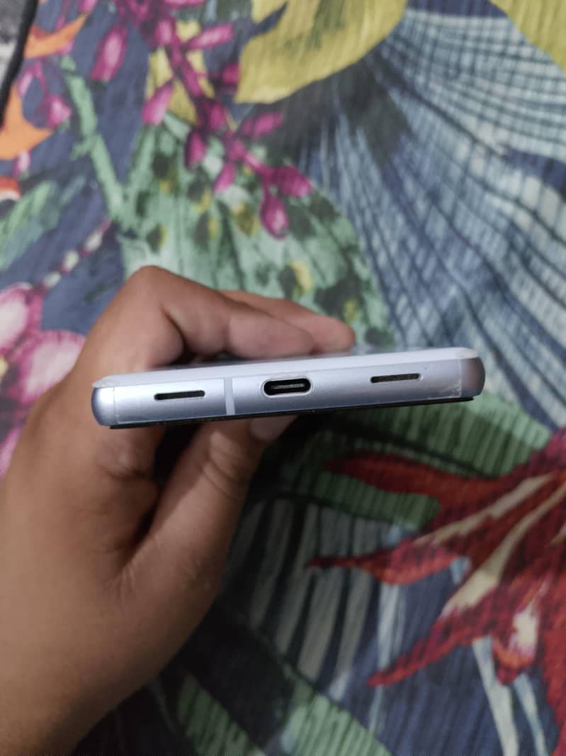Google Pixel 7a 4