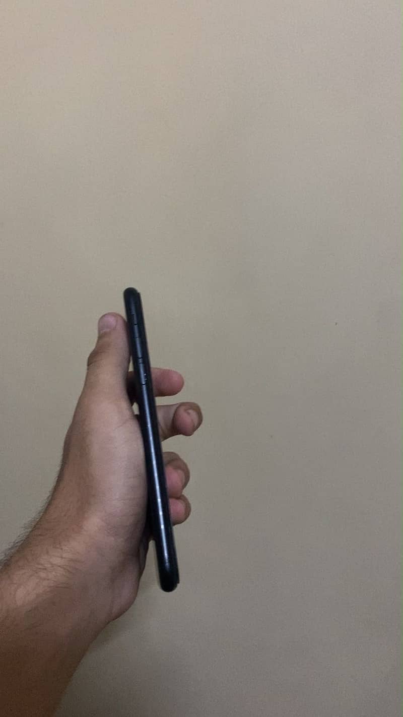 Apple iPhone SE 3
