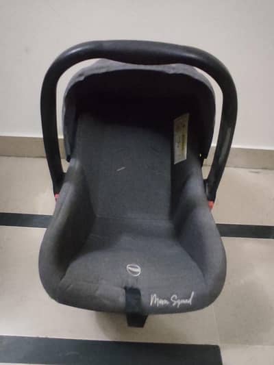 Zubaidas Baby Cot
