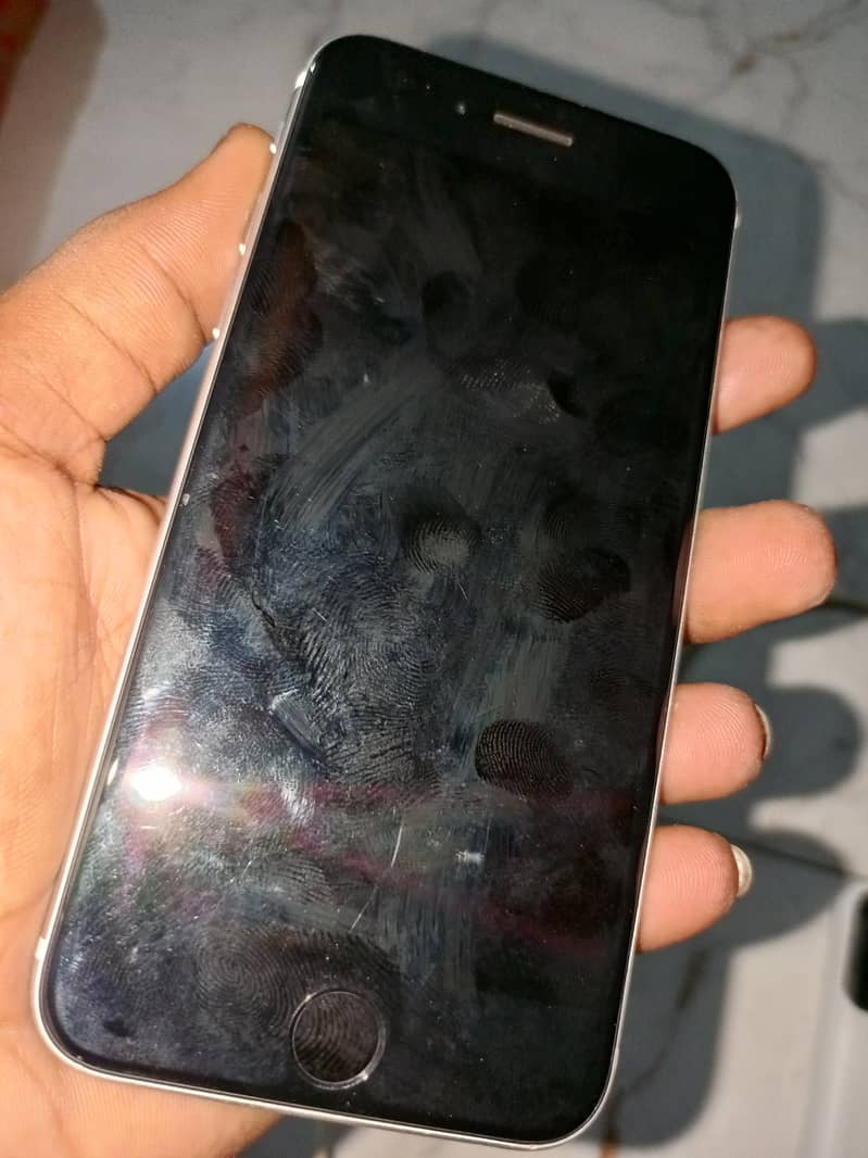 Apple iPhone SE 1