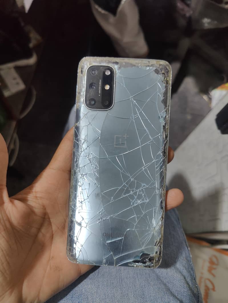 One Plus 8T 0